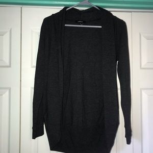 Gray open cardigan (tight fitting)